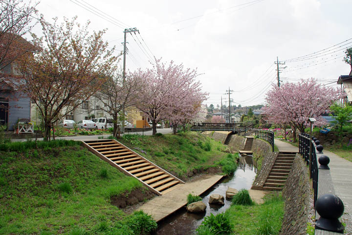 平瀬川041702